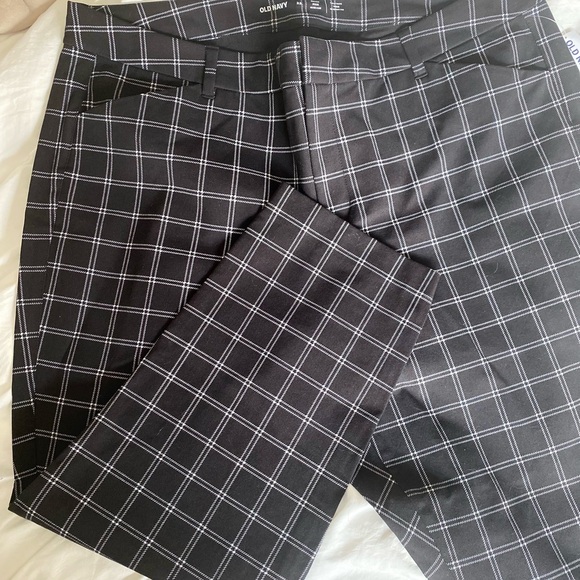 Old Navy Pixie Pull on Pant. NWT. - Picture 8 of 8